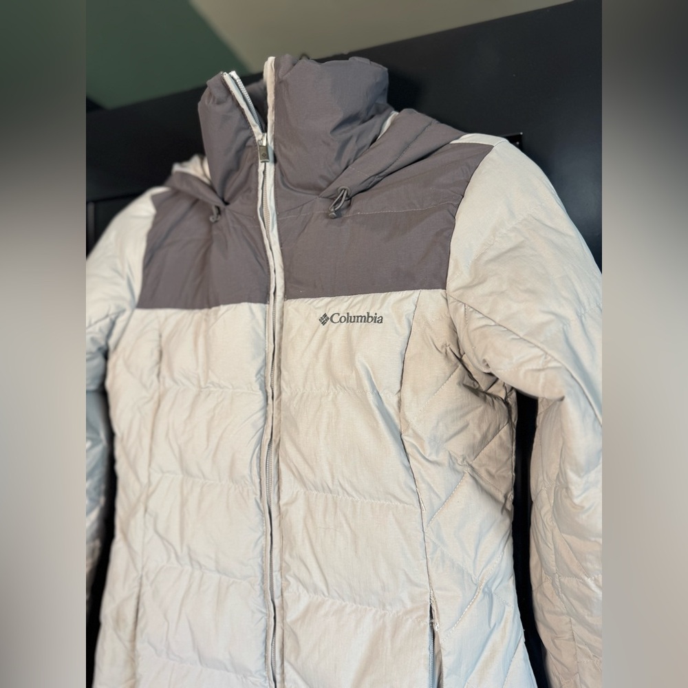 Columbia Gray Hooded Puffer Jacket - Picture 3 of 8
